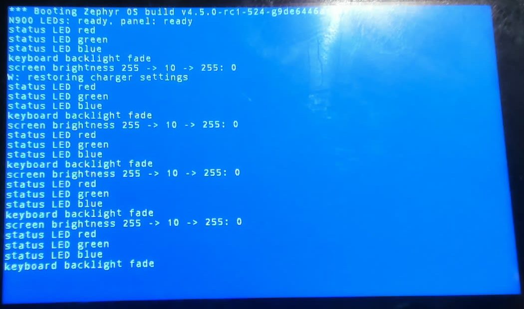Console cycling the status LED colors, the keyboard backlight fade and screen brightness