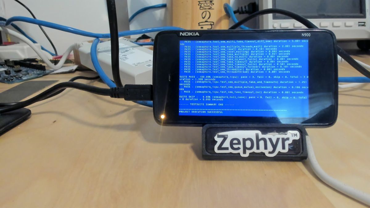N900 showing semaphore suite passing