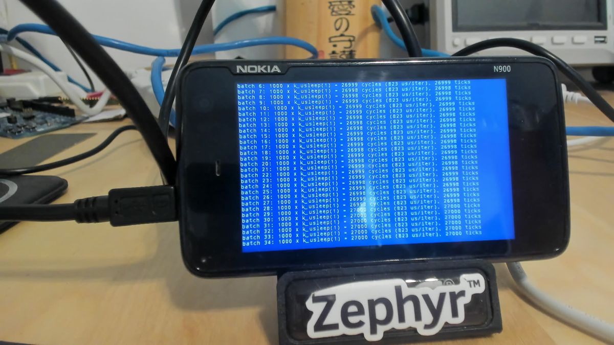 Console showing 1000 x k_usleep(1) = 26999 cycles, 823 us per iteration